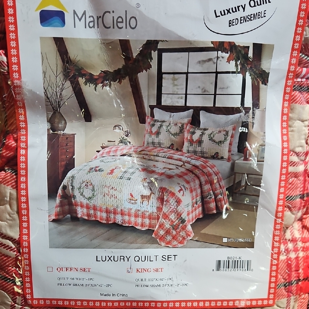 Cielo Luxury Quilt Set - Red and White
